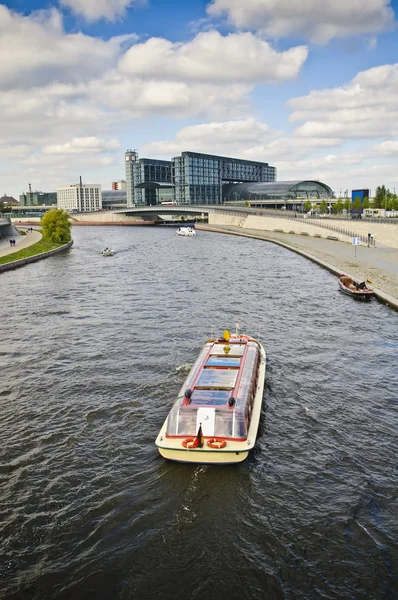 Hauptbahnhof en Berlín — Foto de Stock