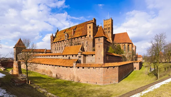 Castillo medieval en Malbork, Polonia — Foto de Stock