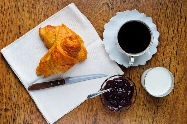 Französisches Frühstück — Stockfoto