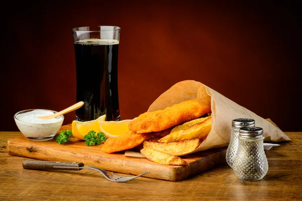 Menú de pescado y patatas — Foto de Stock