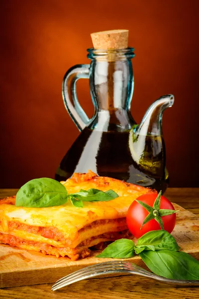 Lasagne en olijfolie — Stockfoto