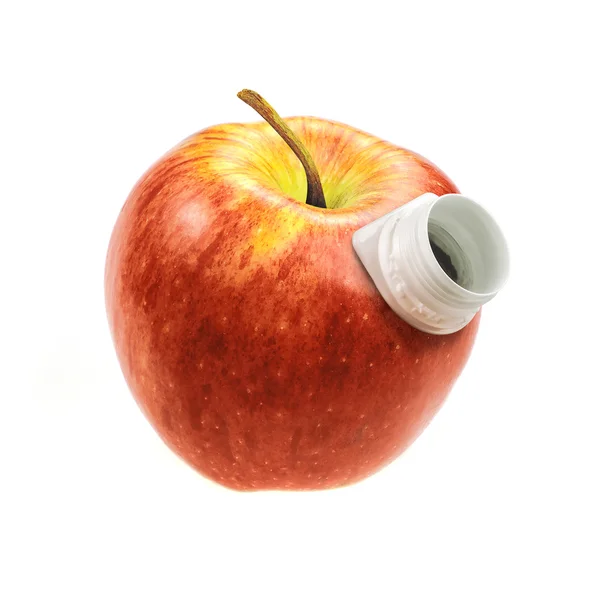 Красное яблоко с отверстием для питья сока — стоковое фото