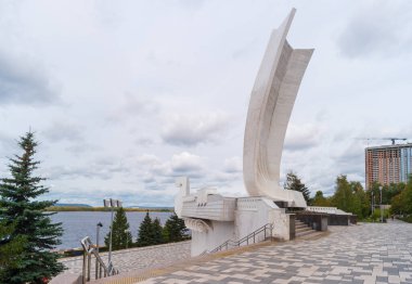 Samara, Rusya - 21 Eylül 2020: Volga nehir setindeki 