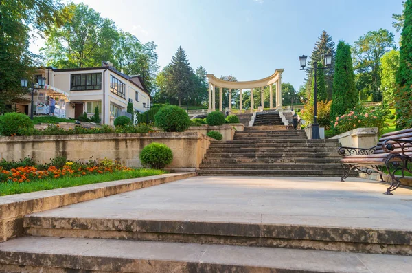 Kislovodsk Russie Août 2021 Vue Des Anciens Escaliers Cascade Attraction — Photo