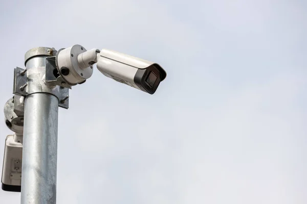 Онлайн Система Видеонаблюдения Камер Видеонаблюдения Вне Дома Размытый Ночной Пейзаж — стоковое фото