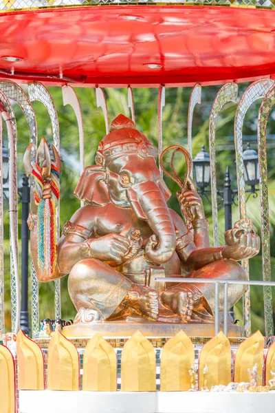 Estátua Ganesh Estátua Ganesha Ganesh Textura Dourada Deus Hindu Templo — Fotografia de Stock