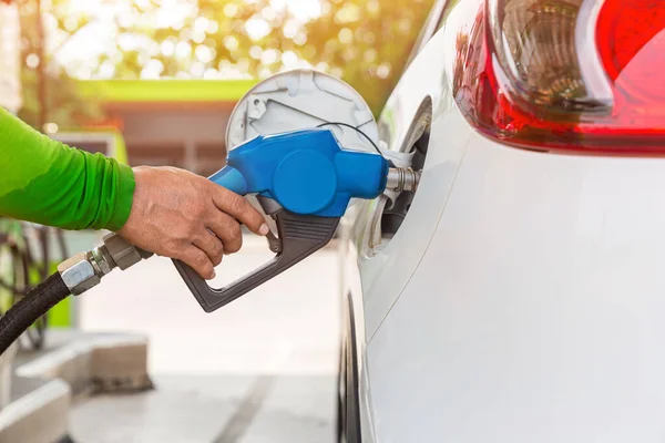 Hand Man Refill Filling Oil Gas Fuel Station Gas Station — Stock Photo, Image