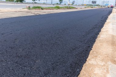 Yeni asfalt yol. Yeni asfalt soyut doku arkaplanı. Boş asfalt yolu. Yeni asfalt dokusu