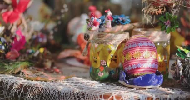 按照波兰古老传统准备的大复活节彩蛋. — 图库视频影像