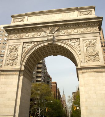 new York'ta washington square park kemer