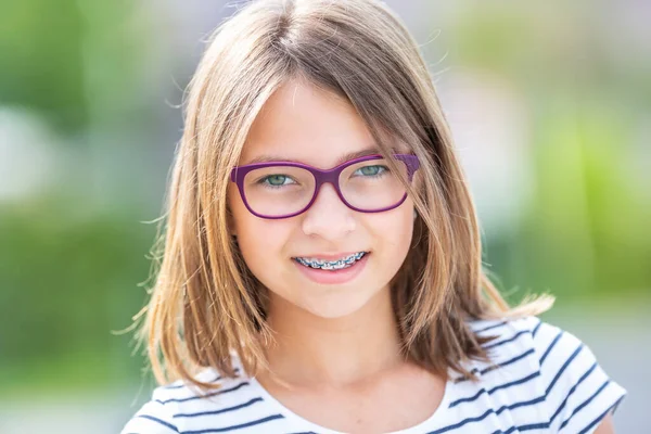 Sovereign Look Young Teenage Girl Dental Braces Glasses — Stock Photo, Image