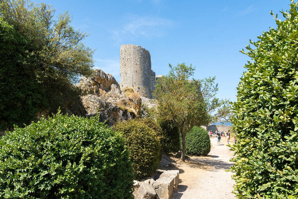Duilhac Sous Peyrepertuse France August 2016 People Visit Cathar Castle Royalty Free Stock Images
