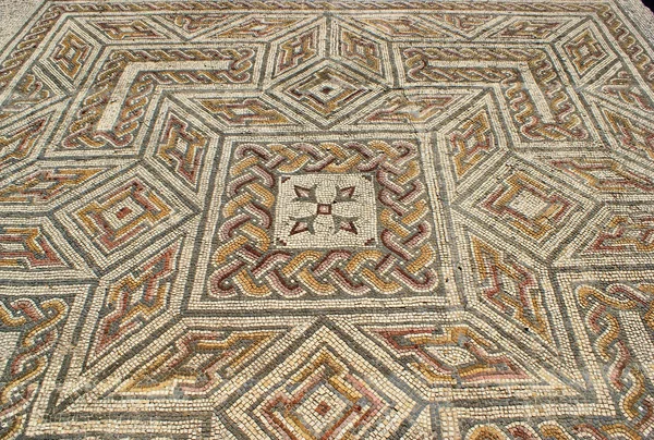Mosaico nas ruínas romanas de Conimbriga — Fotografia de Stock