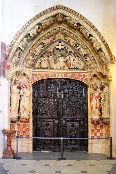 Porta do claustro da catedral de Burgos — Fotografia de Stock