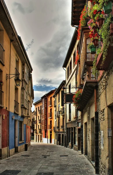 Gamla gatan i vitoria — Stockfoto