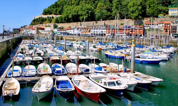 San Sebastian (Donostia) hamn — Stockfoto