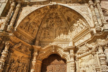 saint mary cathedal astorga içinde kapı