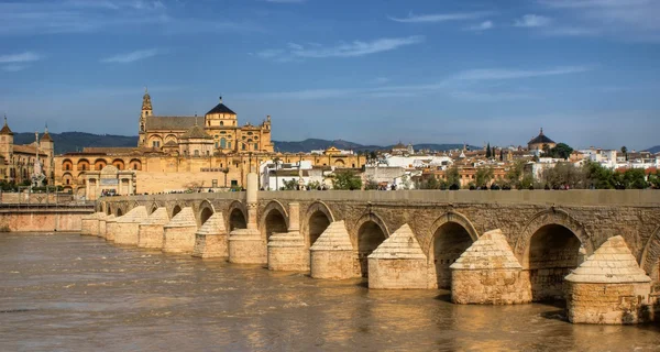 Puente romano de Córdoba — Foto de Stock