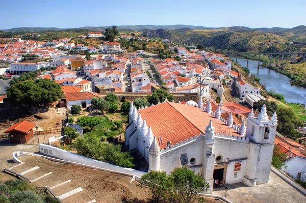 Kyrkan i Mértola — Stockfoto