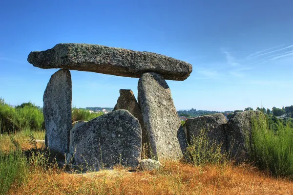 Dolmen de pedra da orca em gouveia — Foto de Stock