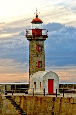 Portekiz, Porto 'daki Douro nehrinin ağzındaki Felgueiras deniz feneri.