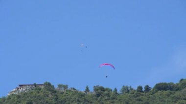 Doğa sporları: yamaç paraşütü