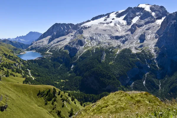 Horské jezero — Stock fotografie