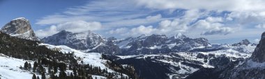 Dolomites dağ manzarası