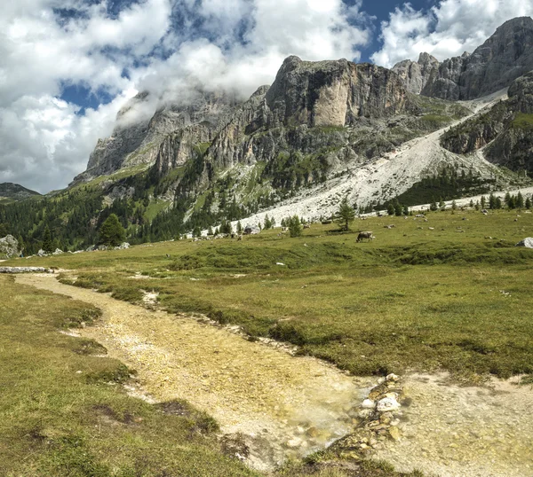 洛米蒂，val venegia 全景 — 图库照片