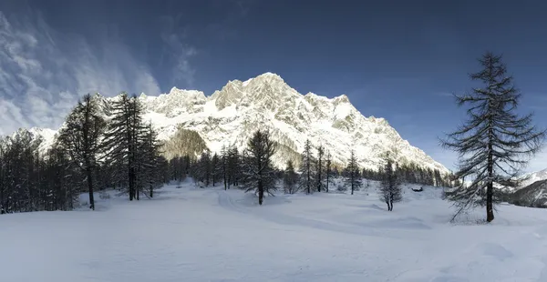 Монблан, Валле vallley - Італія Ліцензійні Стокові Фото