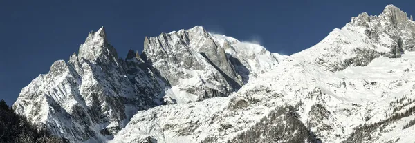 Mont blanc, aosta vallley - Itálie — Stock fotografie