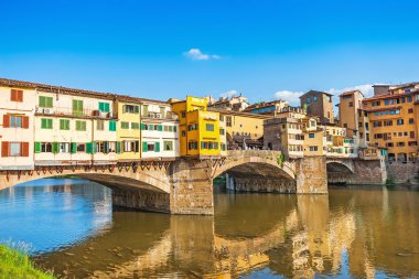 Ponte vecchio Nehri ile gün batımında arno, Floransa, İtalya