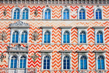 İtalya'da, Avrupa geleneksel eski bir binanın dış cephe