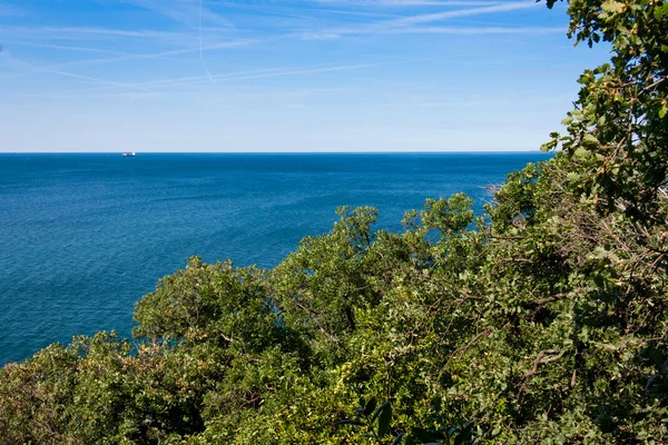 Hermoso paisaje natural en la costa del mar Adriático como se ve en Italia, Europa — Foto de Stock