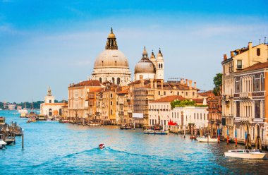 canal Grande ile basilica di santa maria della salute günbatımı, Venedik, İtalya