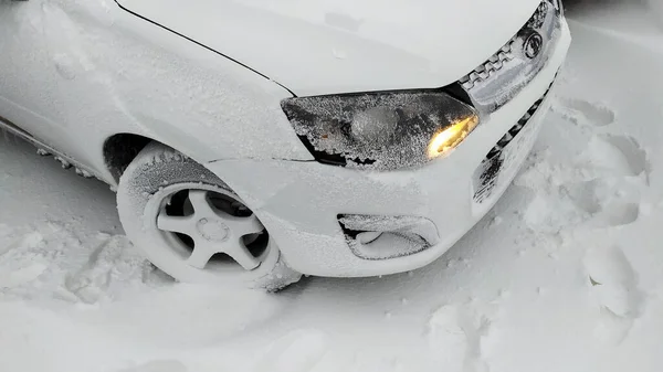 Uralsk Cazaquistão Qazaqstan 2020 Carro Depois Uma Nevasca Neve Carro — Fotografia de Stock