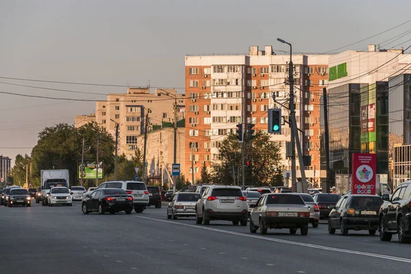 Uralsk Kazakhstan Qazaqstan 2022 Car Traffic City Sixth Microdistrict Abulkhair — Foto de Stock