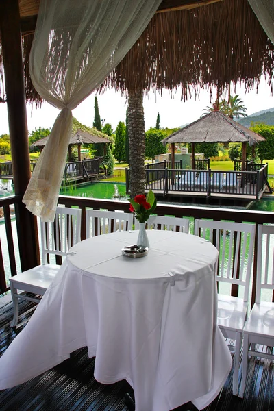 Dinner in a tropical paradise — Stock Photo, Image