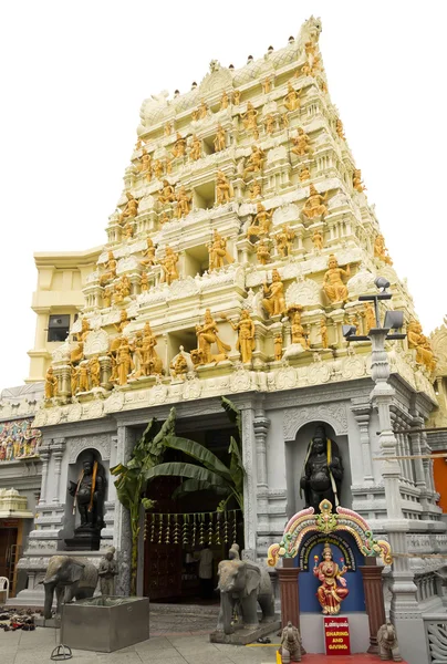 Hindi tempel voordeur — Stockfoto