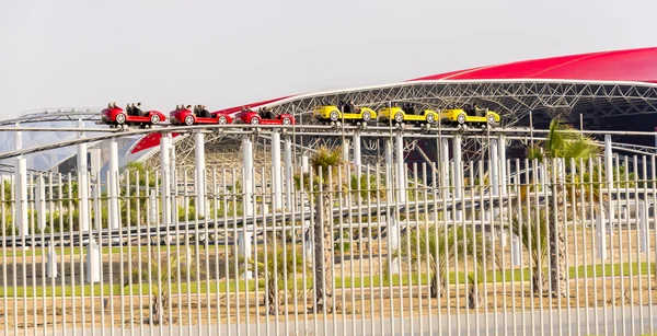 Abu dhabi ferrari world theme park building in vereinigten arabischen emiraten Stockbild