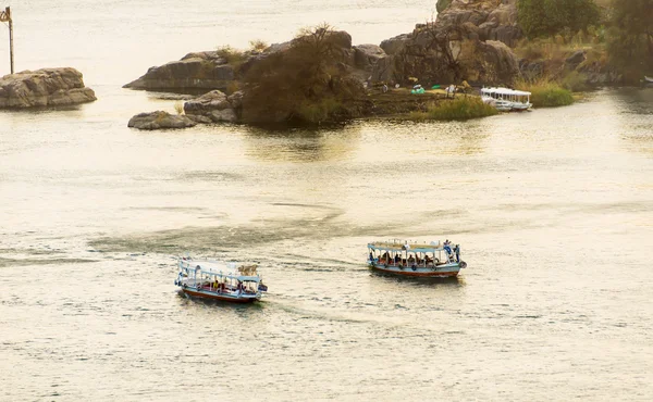 Nile River commercial life by Aswan City with Boats — Stock Photo, Image