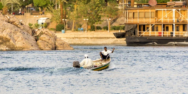 Nile River commercial life by Aswan City with Boats — Stock Photo, Image