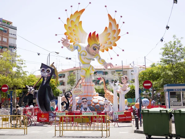 Street Festival Puppet Bonfire Monumento con sol —  Fotos de Stock