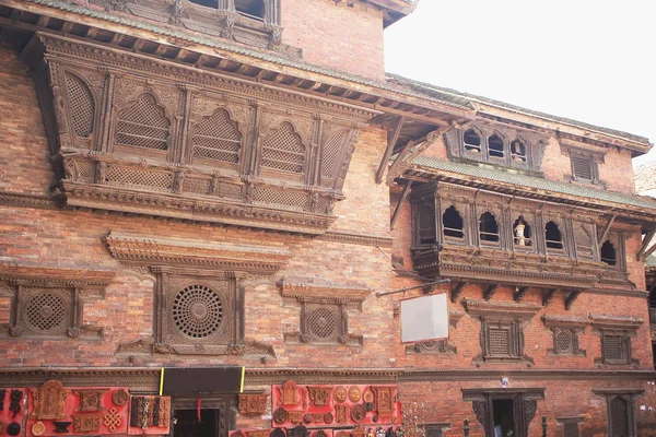 0205 Pujari Math. Suryamadhi Street e Tachupal Tole. Bhaktapur-Nepal . — Fotografia de Stock