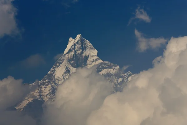 Monte Machapuchare nell'Himalaya-Nepal. 0483 — Foto Stock
