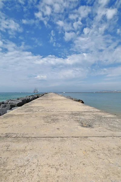 Portimao Port East Outer Mole Mouth Arade River Stretching Ocean — Stock Photo, Image