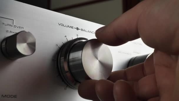 Turn Volume Turn Knob Stereo Adjust Volume Man Makes Music — 图库视频影像