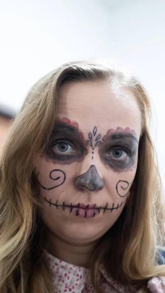 Womans Face Painted Halloween — Stockfoto