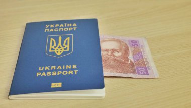 Masada vizesiz seyahat etmek için Ukrayna biyometrik pasaport kimliği, Ukrayna Ukrayna pasaportu