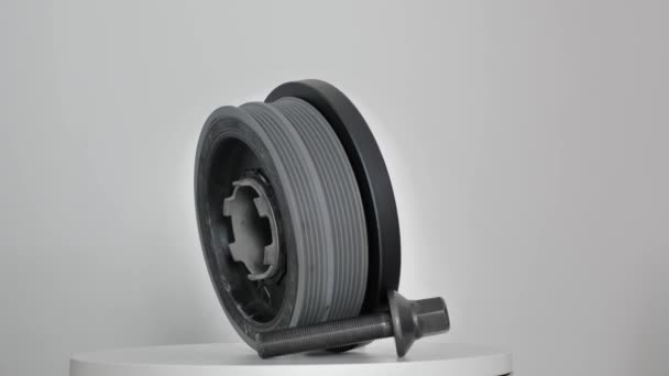 Crankshaft Pulley Takes Drive Other Components Associated Engine Crankshaft Pulley — Wideo stockowe
